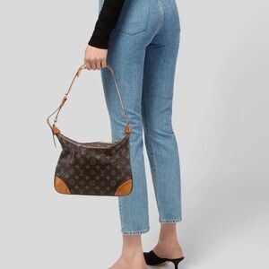 Louis Vuitton Shoulder Bag